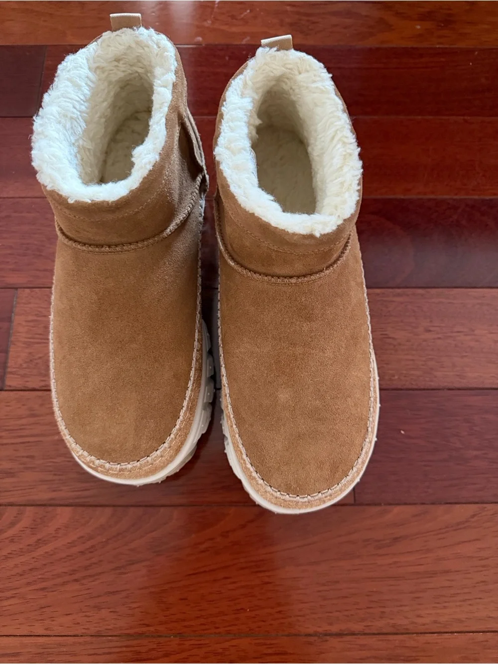 UGG Chestnut Brown Shearling-Lined Chukka Boots